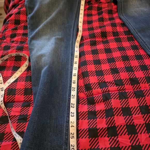 Old Navy Women's Blue Jeans - Picture 3 of 7